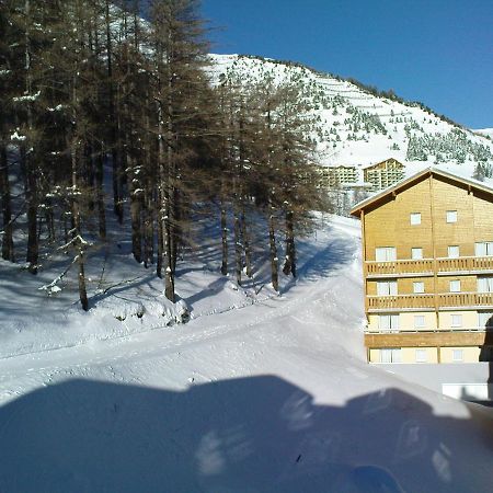 Duplex Station Apartman Allos Kültér fotó